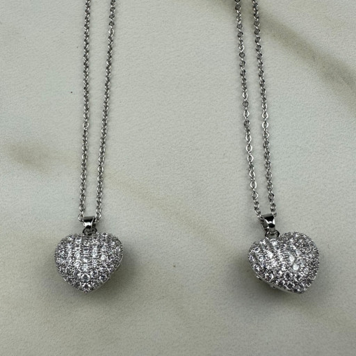 Ασημένιο κολιέ Large Heart με διαμαντάκια (2)
