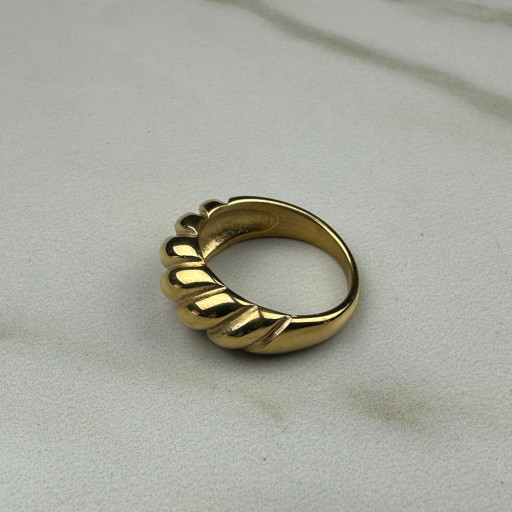 Χρυσό δαχτυλίδι Olympia (2)