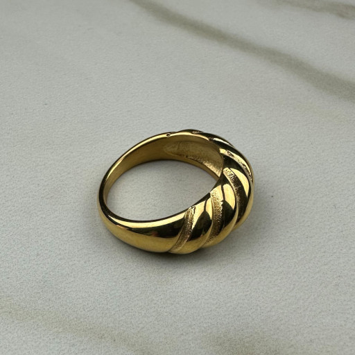 Χρυσό δαχτυλίδι Olympia (3)