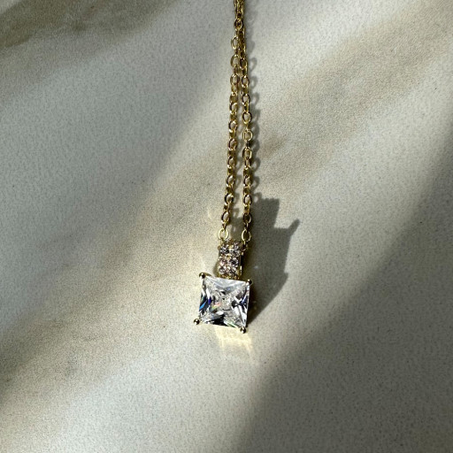 Χρυσό κολιέ διαμαντιού Eternal Glow (2)