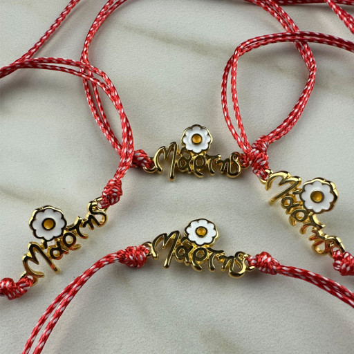 Μαρτάκι με λευκό λουλούδι (2)